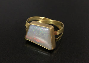 Southwestern Native Style 18K Gold Opal Handmade Cross Over Ring Size 6.25